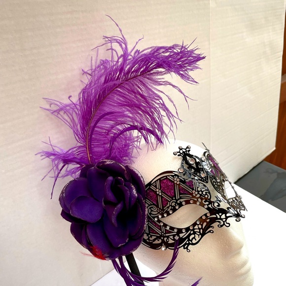 Halloween/ party mask - Picture 2 of 6